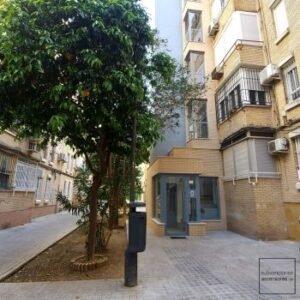 Ascensor en Calle Samaniego 24 (Sevilla)
